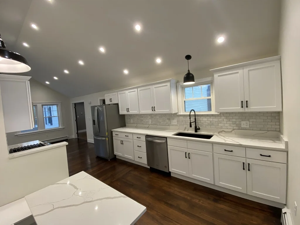 2 bed, 1 bath apartment for rent at 64 Manning St, Holden — photo 12 of 42