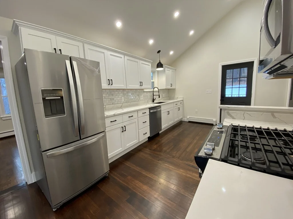 2 bed, 1 bath apartment for rent at 64 Manning St, Holden — photo 18 of 42