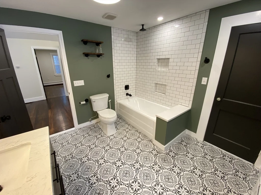 2 bed, 1 bath apartment for rent at 64 Manning St, Holden — photo 24 of 42