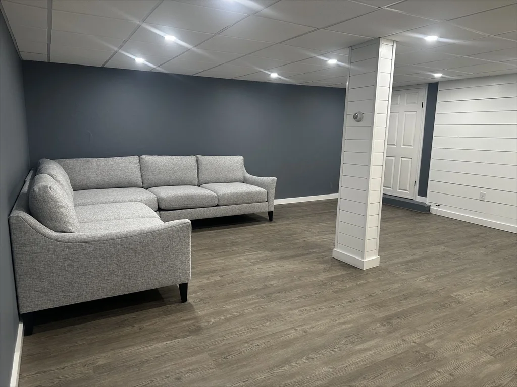 2 bed, 1 bath apartment for rent at 64 Manning St, Holden — photo 34 of 42
