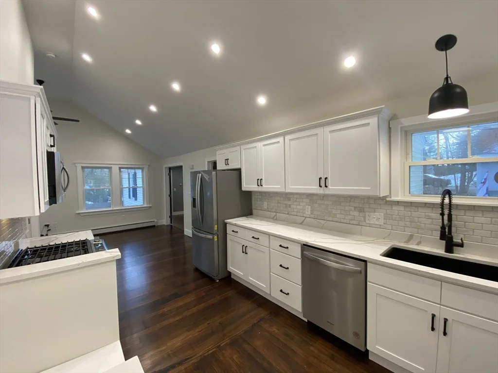 2 bed, 1 bath apartment for rent at 64 Manning St, Holden — photo 14 of 42