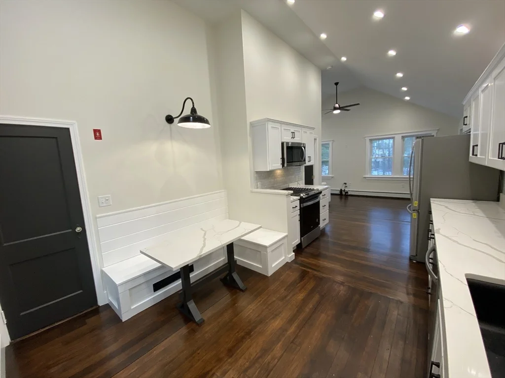 2 bed, 1 bath apartment for rent at 64 Manning St, Holden — photo 7 of 42