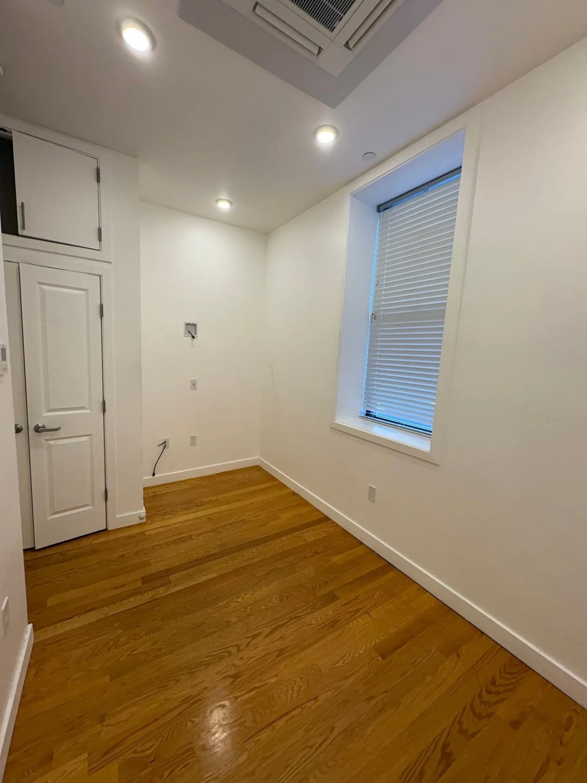2 bed, 1 bath apartment for rent at 64 Market Market St Unit 2, Chelsea — photo 6 of 8