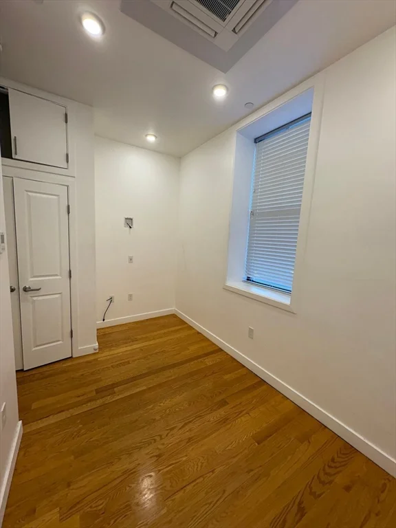 2 bed, 1 bath apartment for rent at 64 Market St Unit 202, Lynn — photo 8 of 12