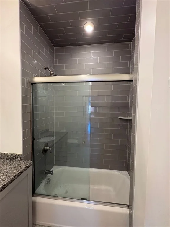 2 bed, 1 bath apartment for rent at 64 Market St Unit 202, Lynn — photo 11 of 12
