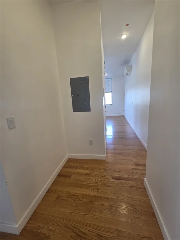 2 bed, 1 bath apartment for rent at 64 Market St Unit 203, Lynn — photo 5 of 8