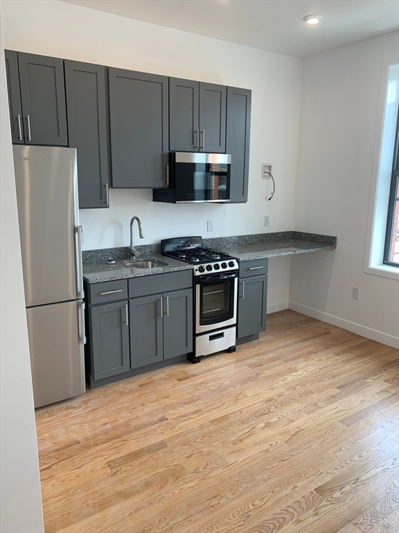 Studio bed, 1 bath apartment for rent at 64 Market St Unit 204, Lynn — photo 1 of 30