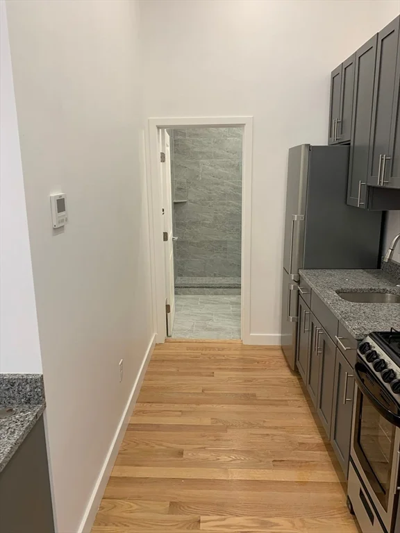 Studio bed, 1 bath apartment for rent at 64 Market St Unit 302, Lynn — photo 3 of 7