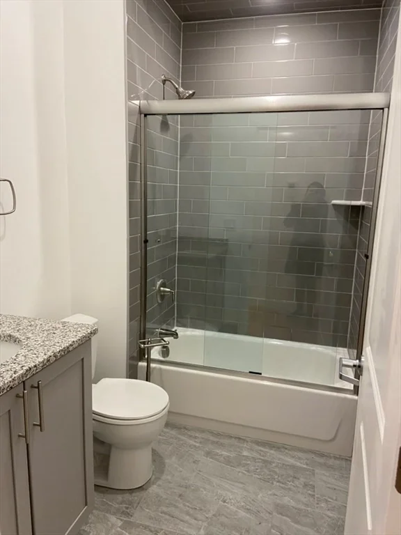 2 bed, 1 bath apartment for rent at 64 Market St Unit 303, Lynn — photo 9 of 18