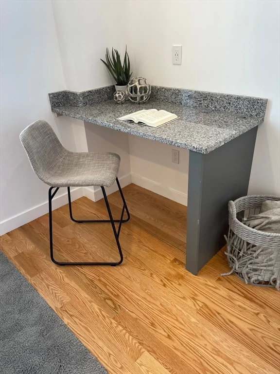 Studio bed, 1 bath apartment for rent at 64 Market St Unit 407, Lynn — photo 7 of 27