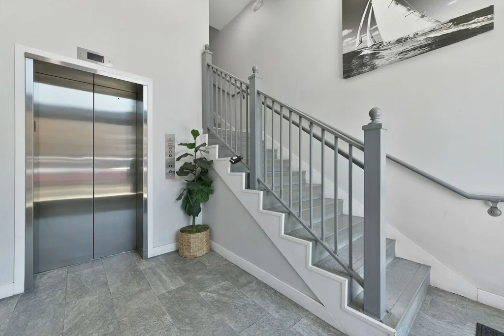 2 bed, 1 bath apartment for rent at 64 Market St Unit 501, Lynn — photo 7 of 16
