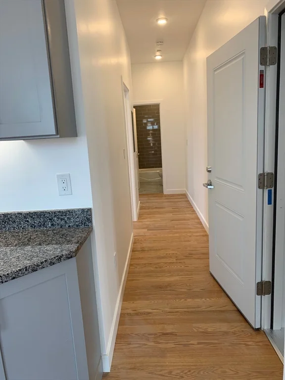 2 bed, 1 bath apartment for rent at 64 Market St Unit 501, Lynn — photo 3 of 6