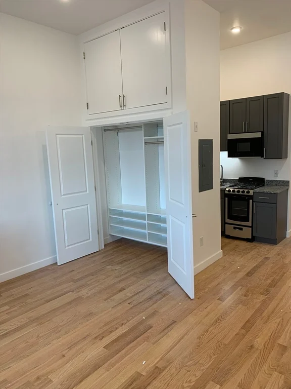 Studio bed, 1 bath apartment for rent at 64 Market St Unit 502, Lynn — photo 4 of 21
