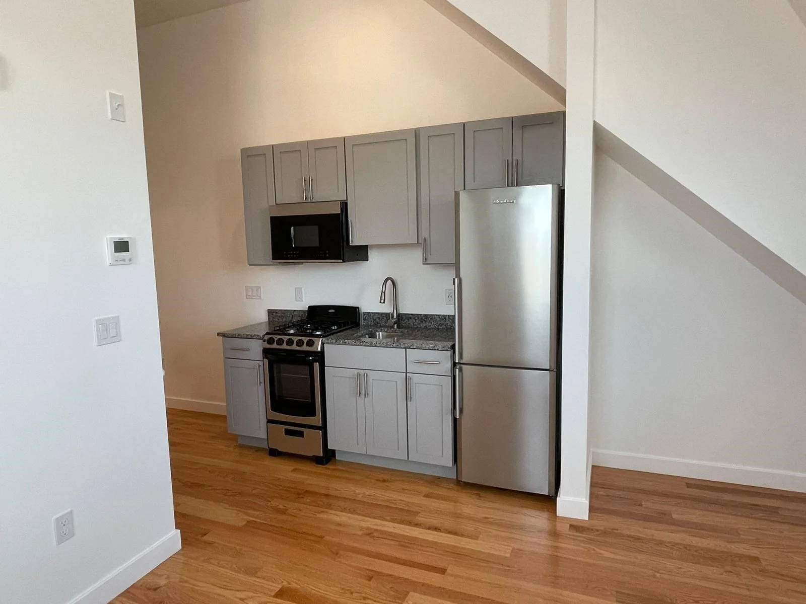 1 bed, 1 bath apartment for rent at 64 Market St Unit 505, Lynn — photo 2 of 8