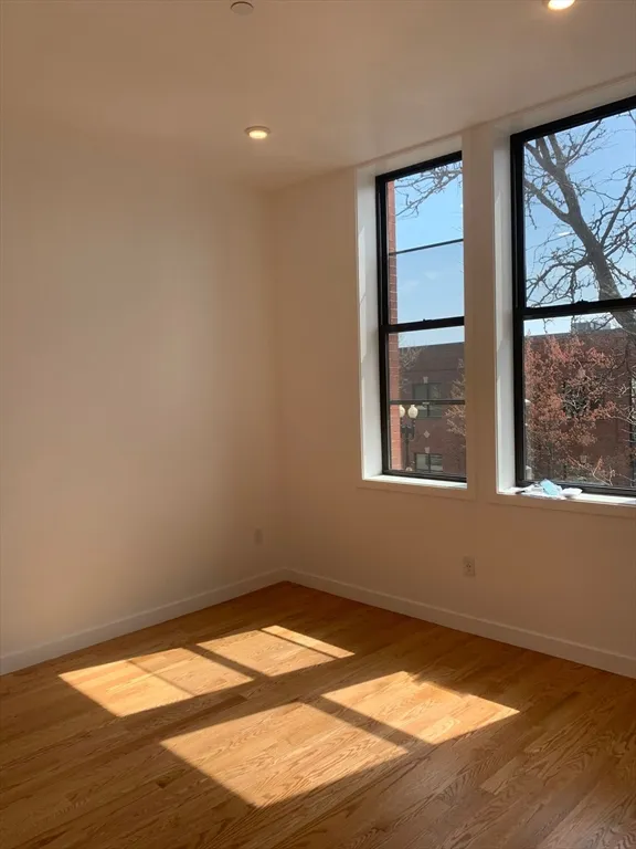 2 bed, 1 bath apartment for rent at 64 Market St Unit 601, Lynn — photo 7 of 25