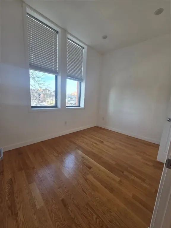 2 bed, 1 bath apartment for rent at 64 Market St Unit 603, Lynn — photo 4 of 10