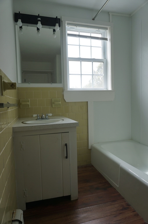 1 bed, 1 bath apartment for rent at 64 Mill St Unit 2, Pepperell — photo 15 of 15