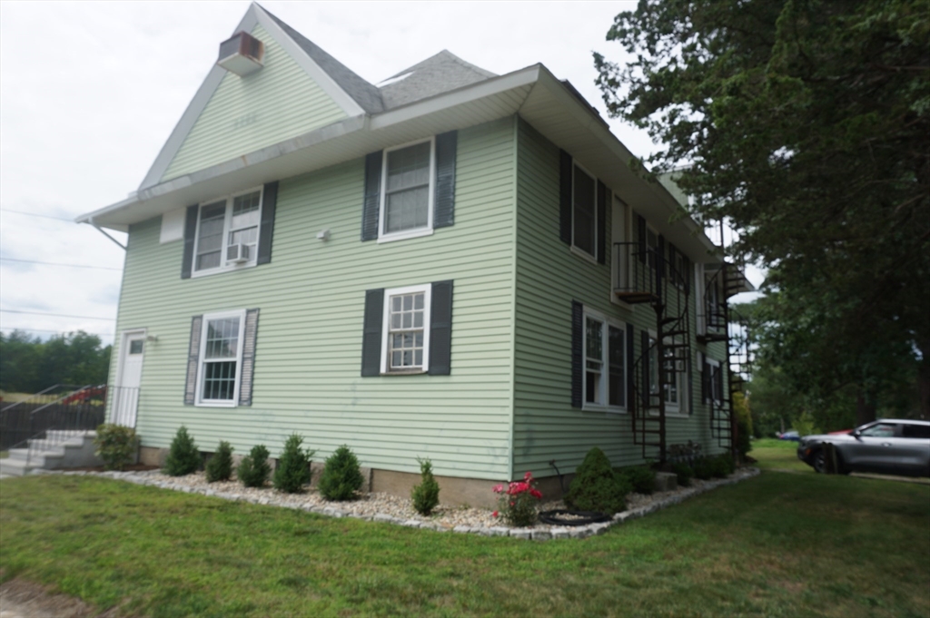 1 bed, 1 bath apartment for rent at 64 Mill St Unit 2, Pepperell — photo 2 of 15