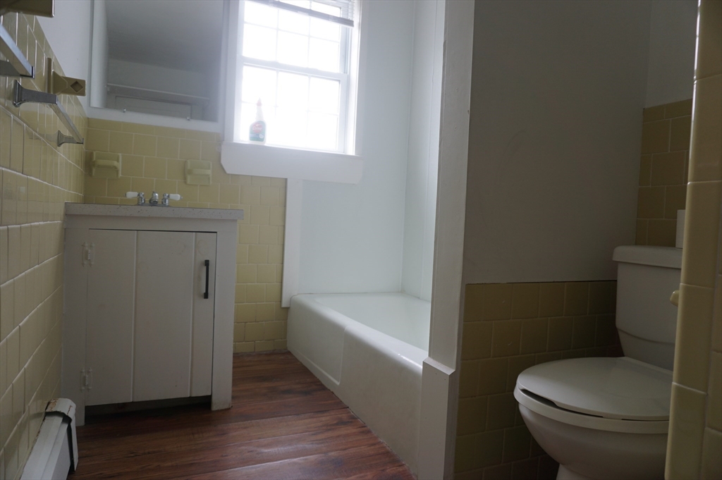 1 bed, 1 bath apartment for rent at 64 Mill St Unit 2, Pepperell — photo 14 of 15