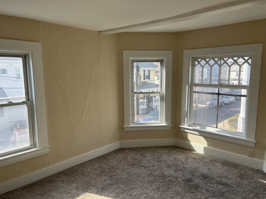 1 bed, 1 bath apartment for rent at 64 Moore St Unit 2, Winthrop — photo 2 of 8
