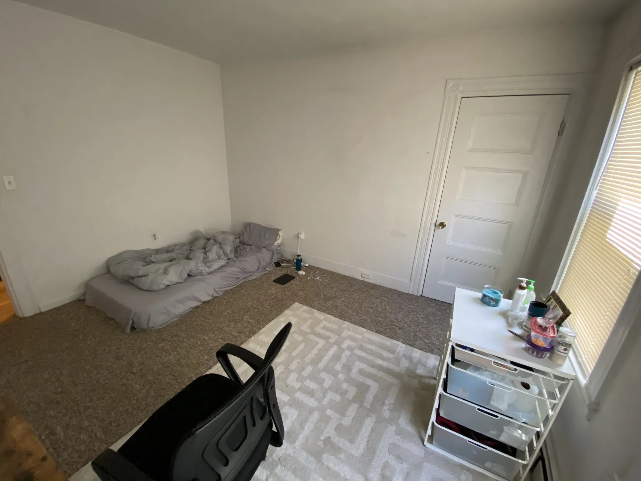 3 bed, 1 bath apartment for rent at 64 Murdock St Unit 2, Brighton — photo 13 of 24
