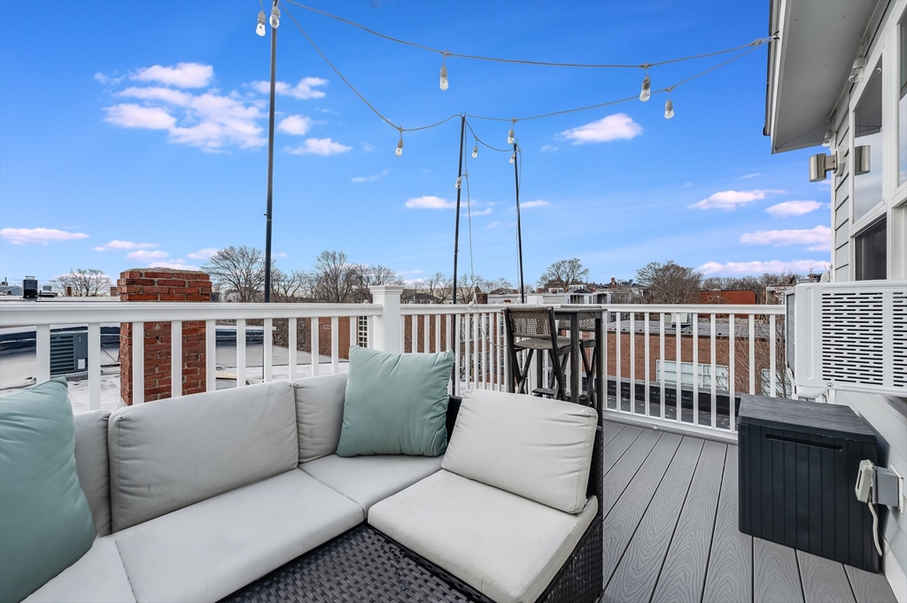 1 bed, 1 bath apartment for rent at 64 O St Unit C, Boston