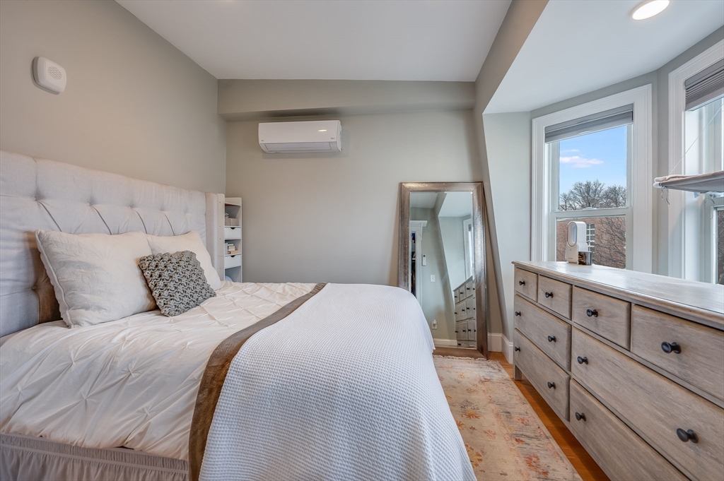 1 bed, 1 bath apartment for rent at 64 O St Unit C, Boston — photo 5 of 10