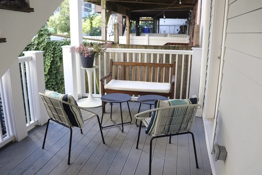 2 bed, 1 bath apartment for rent at 64 O Unit 1, South Boston — photo 16 of 27