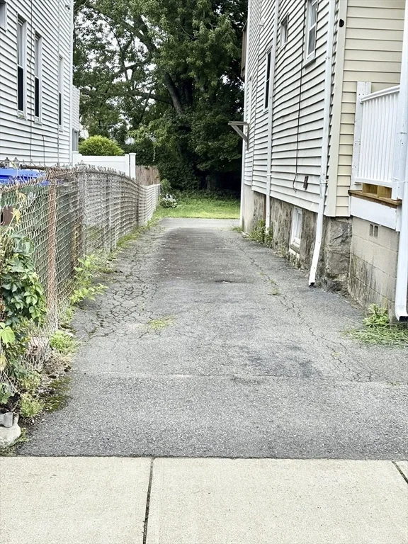 2 bed, 1 bath apartment for rent at 64 Paris St Unit 1, Glenwood — photo 12 of 12