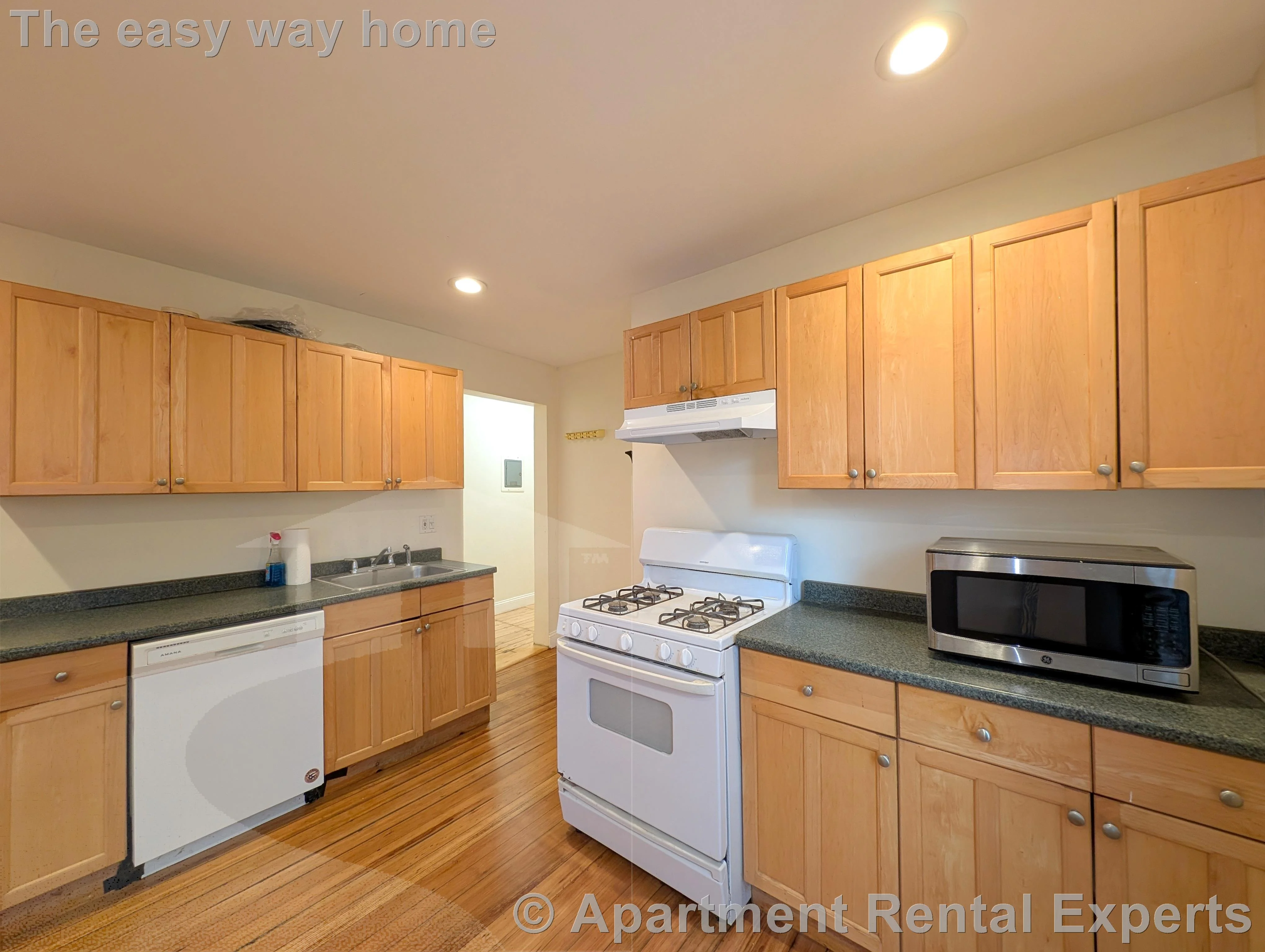 3 bed, 1 bath apartment for rent at 64 Pleasant St Unit 2, Cambridgeport — photo 13 of 18