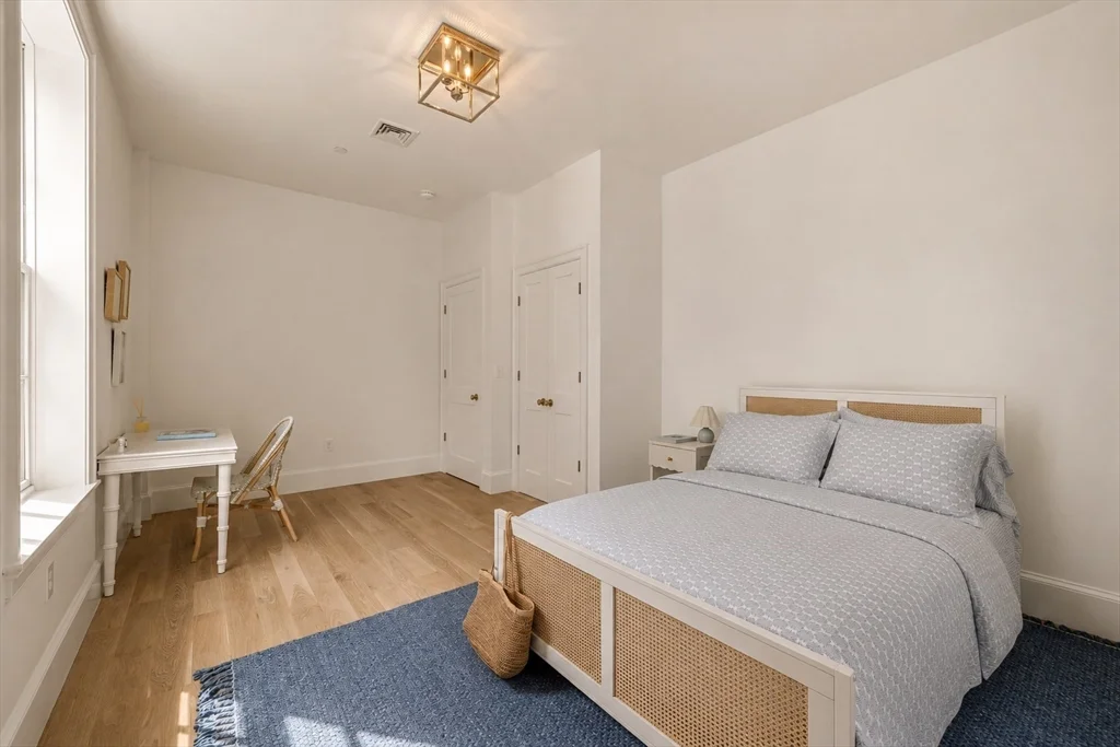 3 bed, 2 bath apartment for rent at 64 Pleasant St Unit A, Glenwood — photo 19 of 21