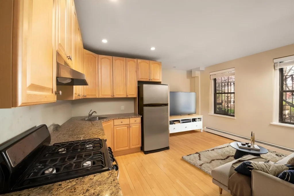 1 bed, 1 bath apartment for rent at 64 Queensberry St Unit 101, Fenway — photo 2 of 10