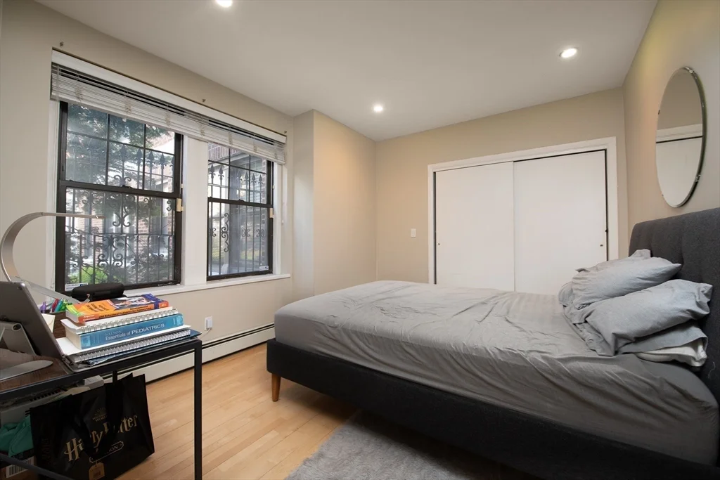 1 bed, 1 bath apartment for rent at 64 Queensberry St Unit 101, Fenway — photo 6 of 10