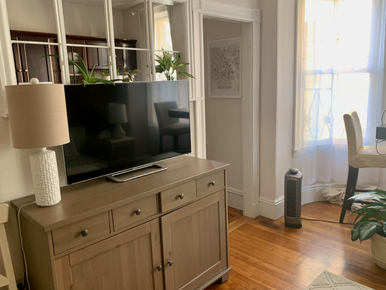 1 bed, 1 bath apartment for rent at 64 Revere St Unit 4, Beacon Hill — photo 3 of 10