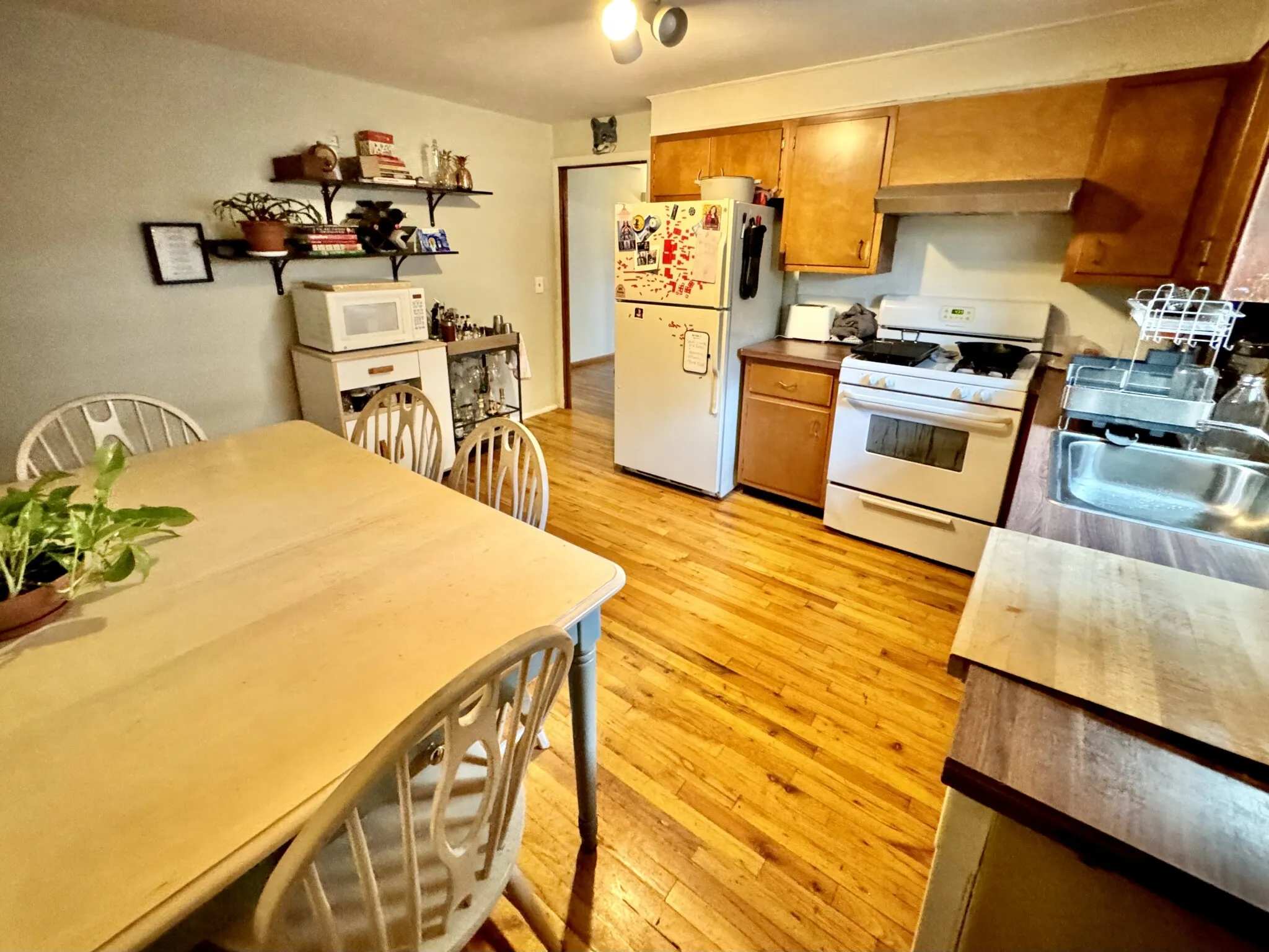 3 bed, 1 bath apartment for rent at 64 Ridgemont St Unit 1, Brighton — photo 14 of 15