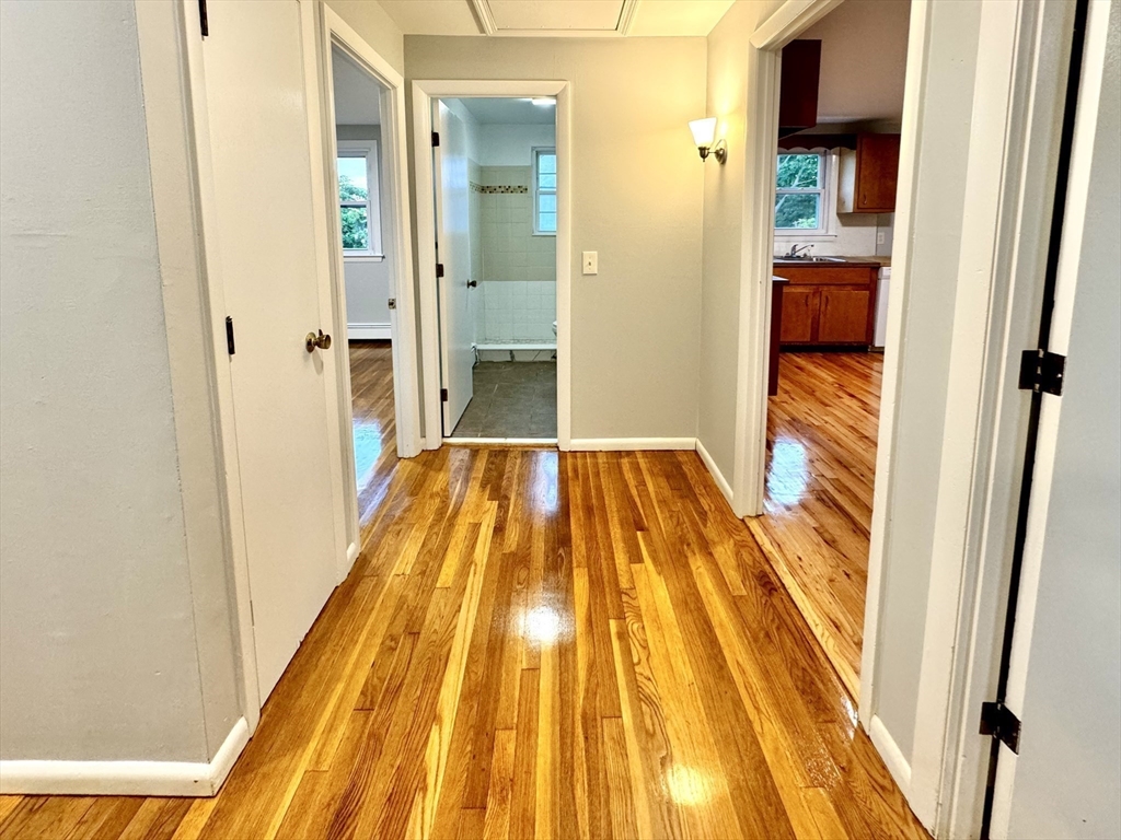 3 bed, 1 bath apartment for rent at 64 Ridgemont St Unit 2, Brighton — photo 14 of 41