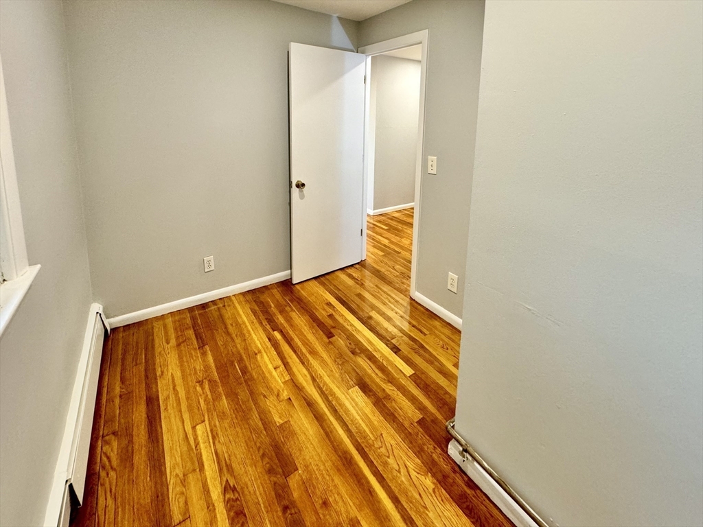 3 bed, 1 bath apartment for rent at 64 Ridgemont St Unit 2, Brighton — photo 13 of 41