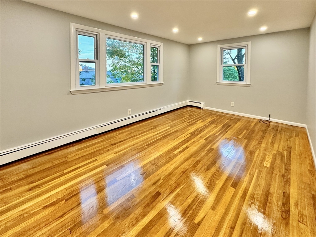 3 bed, 1 bath apartment for rent at 64 Ridgemont St Unit 2, Brighton — photo 2 of 41