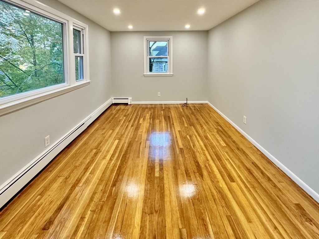 3 bed, 1 bath apartment for rent at 64 Ridgemont St Unit 2, Brighton — photo 10 of 41