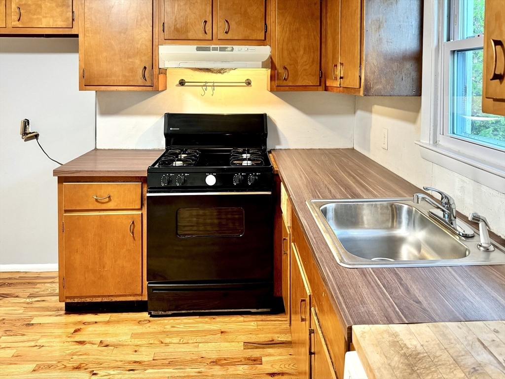 3 bed, 1 bath apartment for rent at 64 Ridgemont St Unit 2, Brighton — photo 19 of 41