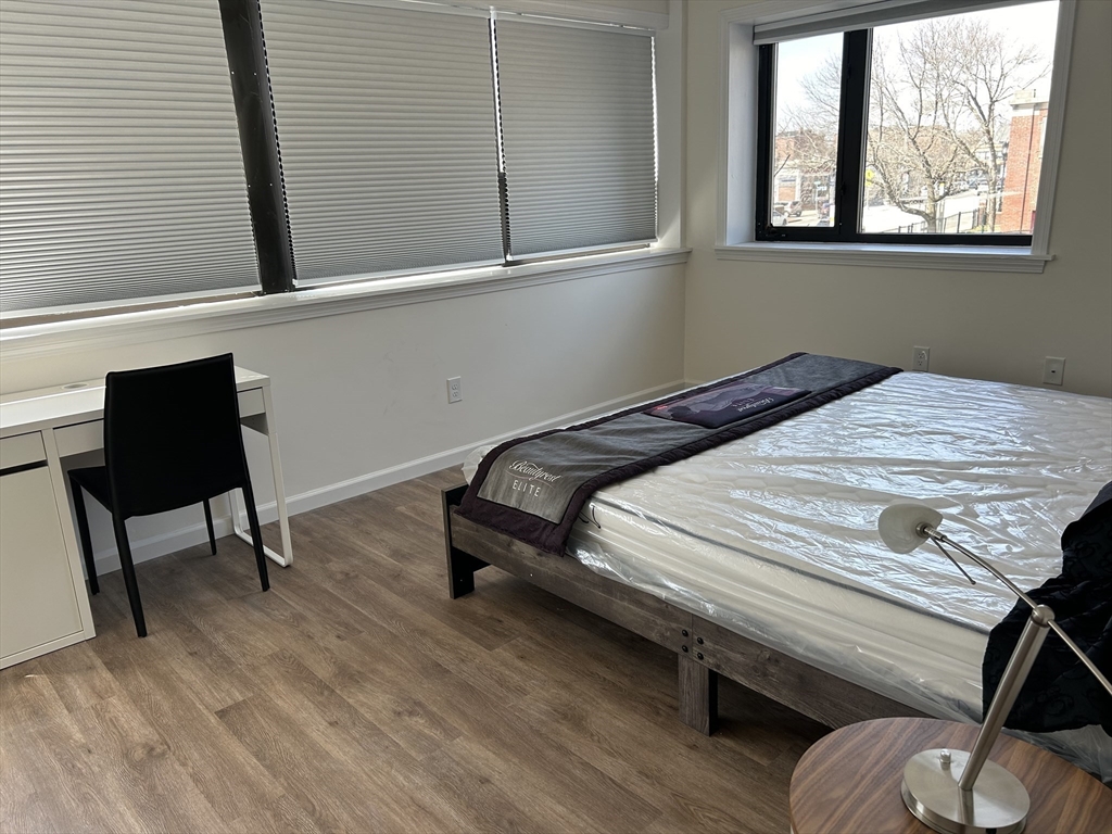 1 bed, 1 bath apartment for rent at 64 Salem St Unit 01, Medford — photo 7 of 9