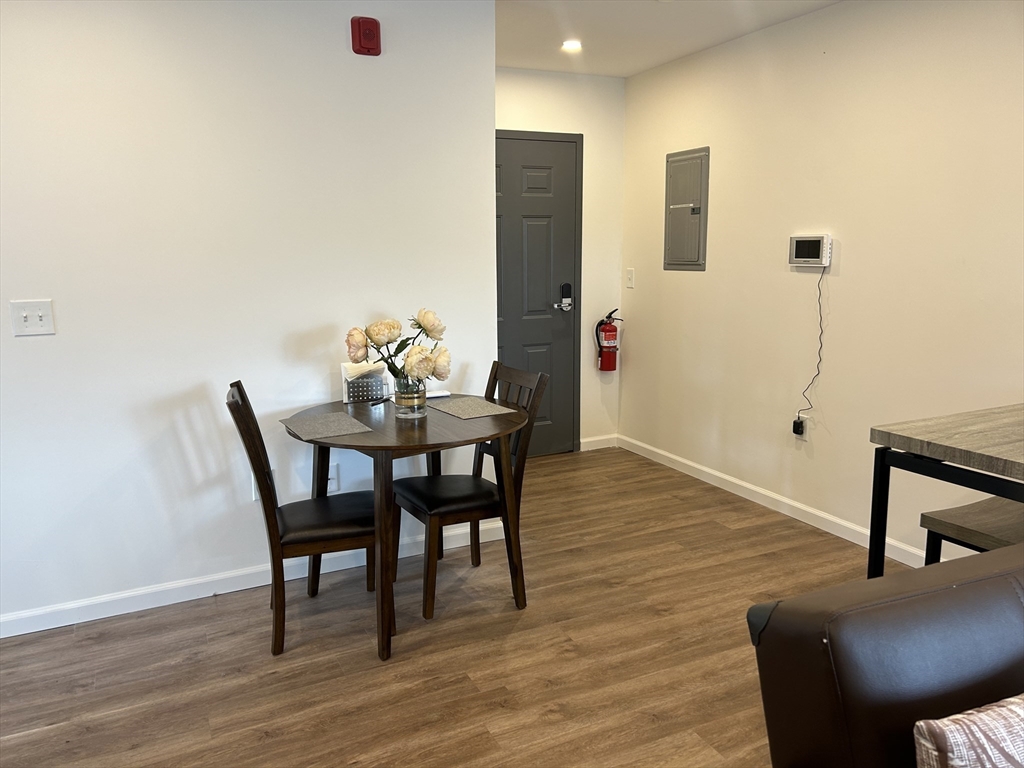 1 bed, 1 bath apartment for rent at 64 Salem St Unit 02, Medford — photo 5 of 8