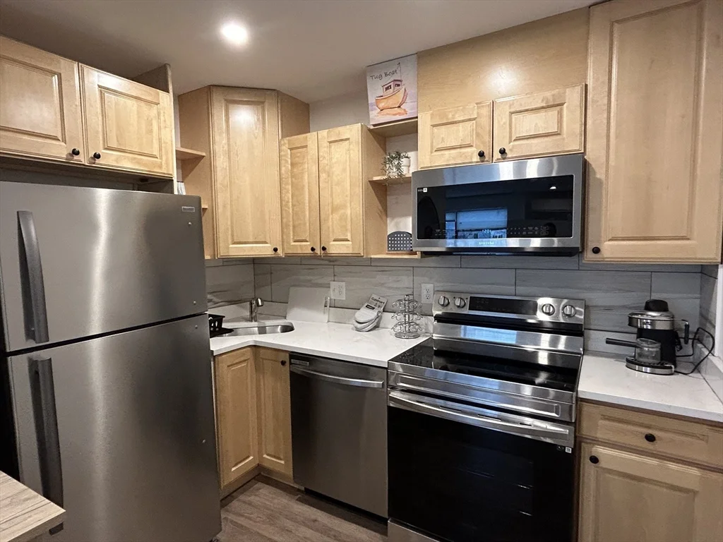 2 bed, 2 bath apartment for rent at 64 Salem St Unit 204, Medford