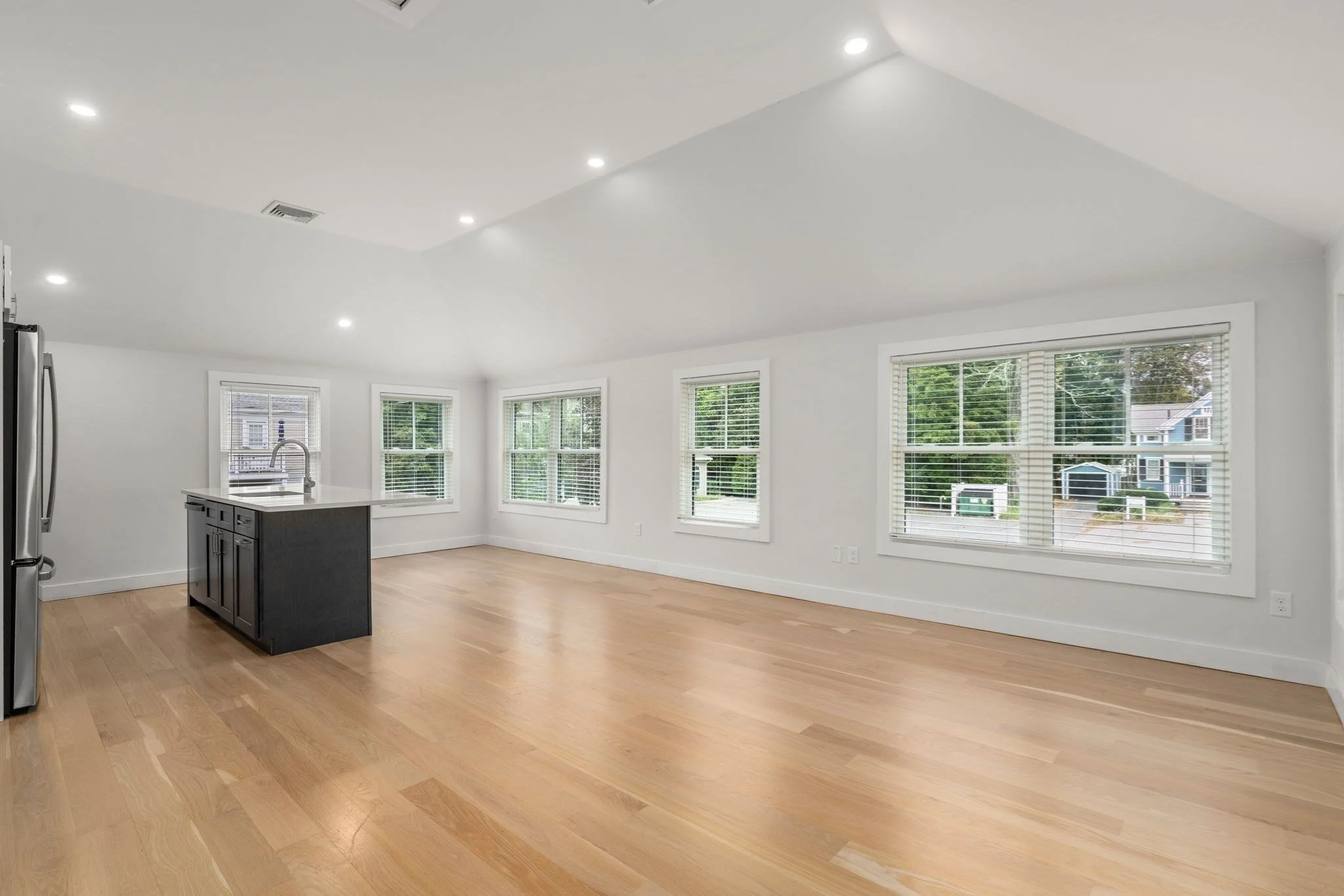 2 bed, 2 bath apartment for rent at 64 South Main St Unit 64, Sharon — photo 3 of 24
