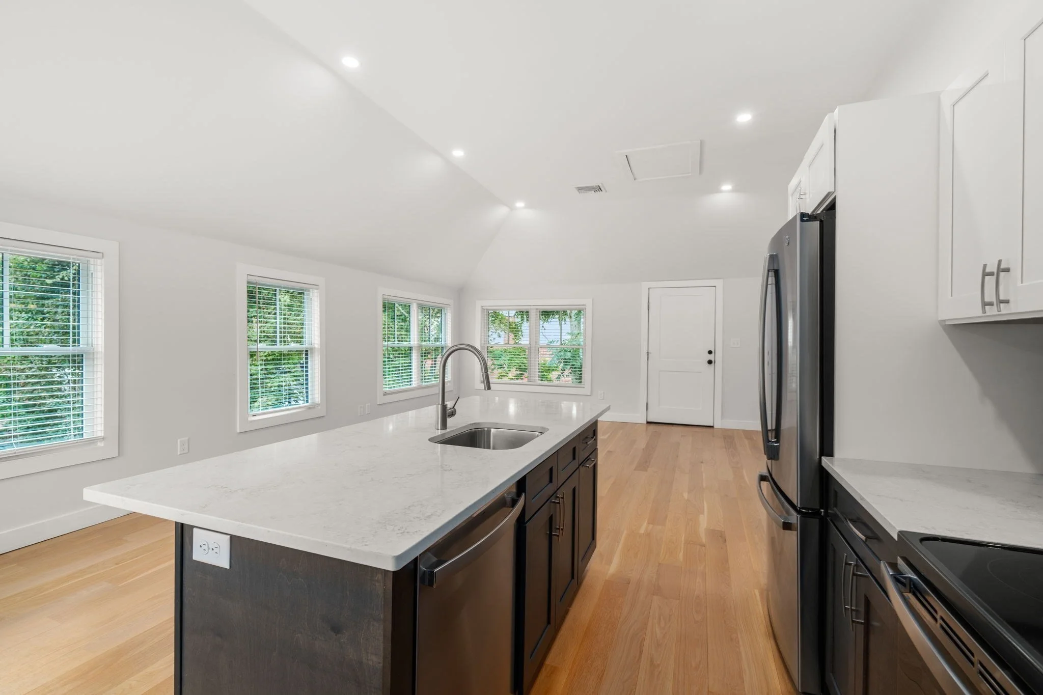 2 bed, 2 bath apartment for rent at 64 South Main St Unit 64, Sharon — photo 2 of 24