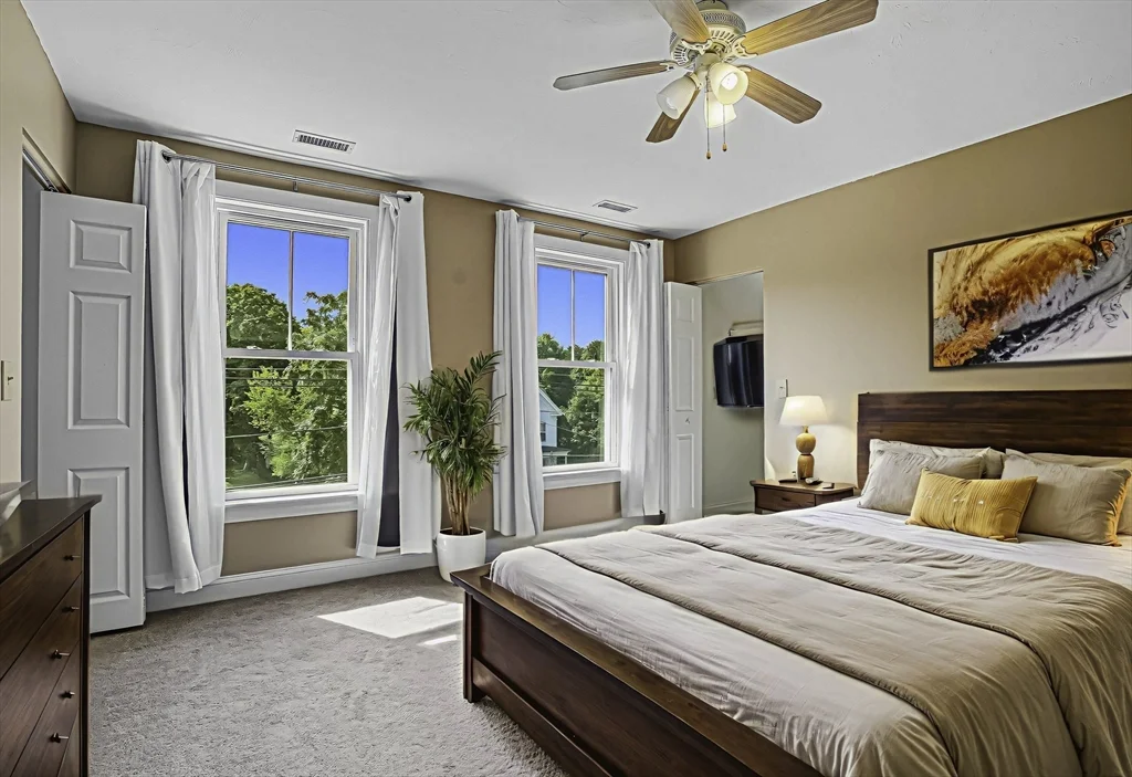 2 bed, 1 bath apartment for rent at 64 South St Unit 3, Westborough — photo 9 of 15