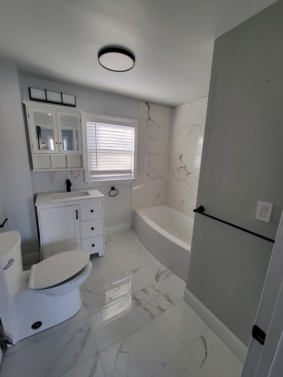 3 bed, 1 bath apartment for rent at 64 Summer St Unit 2, Stoughton — photo 8 of 10