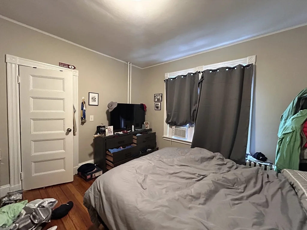 3 bed, 1 bath apartment for rent at 64 Surrey St Unit A, Brighton — photo 9 of 16