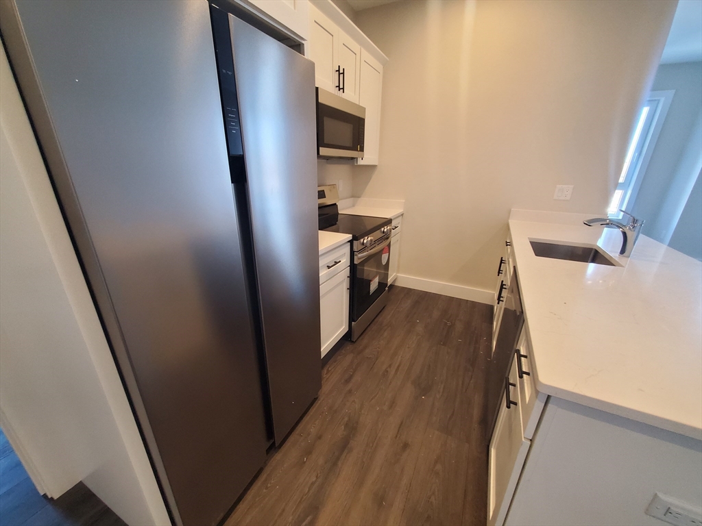 2 bed, 2 bath apartment for rent at 64 Tolman Unit 1, Dorchester — photo 3 of 21