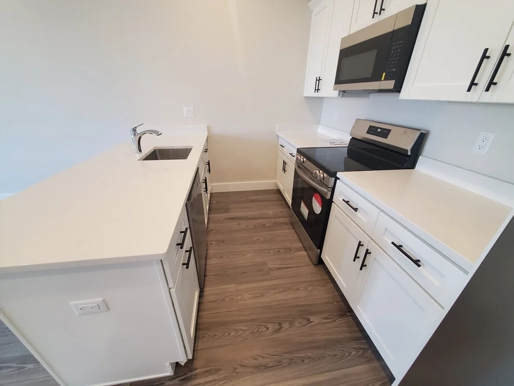 1 bed, 1 bath apartment for rent at 64 Tolman Unit 3, Dorchester — photo 1 of 17